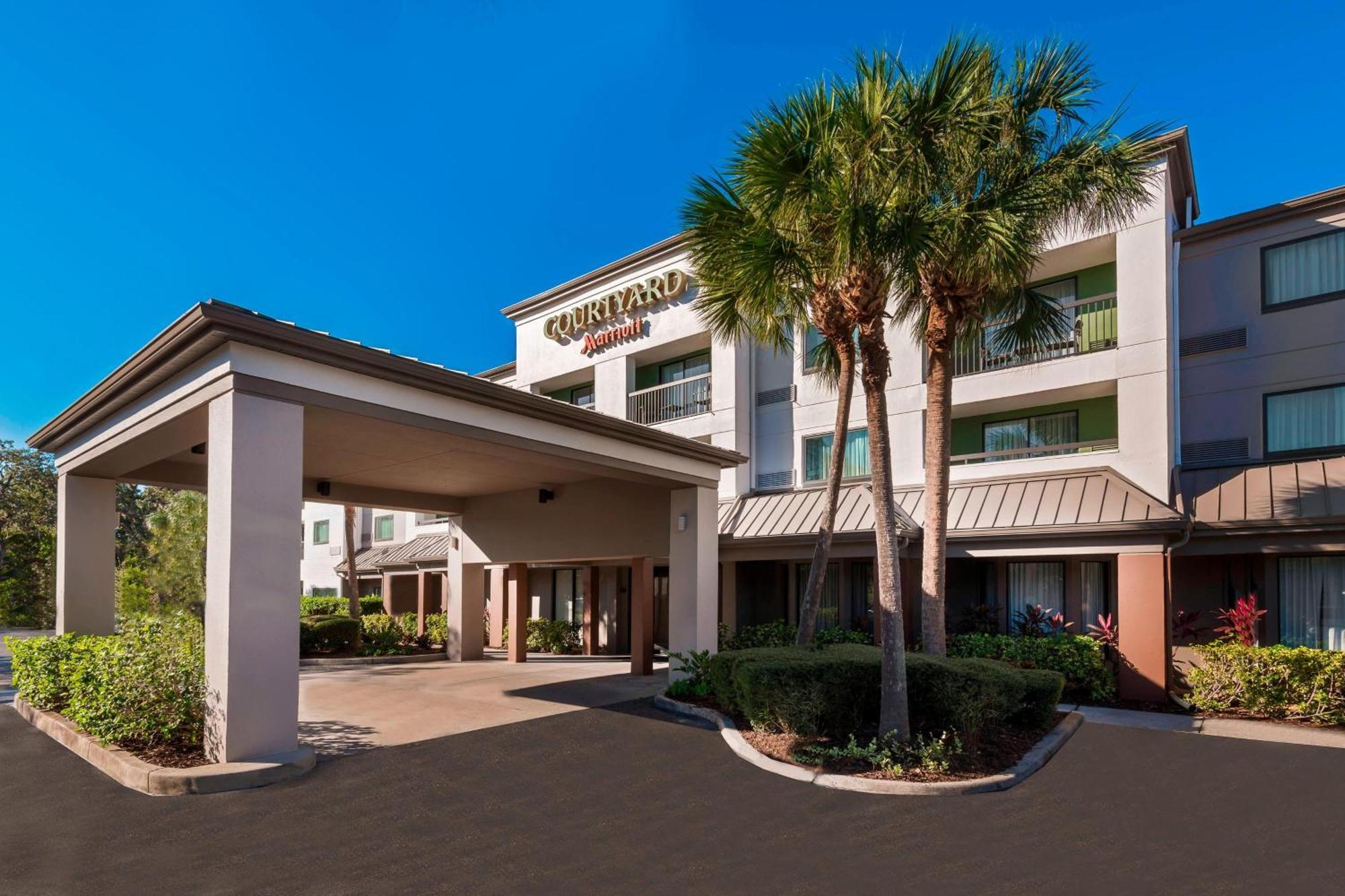 Готель Courtyard Sarasota Bradenton Airport Екстер'єр фото